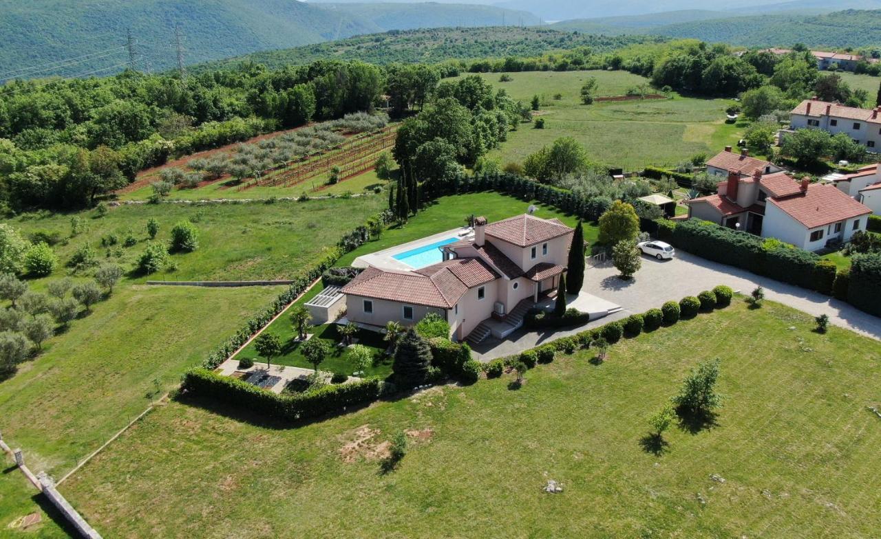 Villa Labin In Zartinj - Luxury Privacy Heated Pool With Auto Cover ภายนอก รูปภาพ