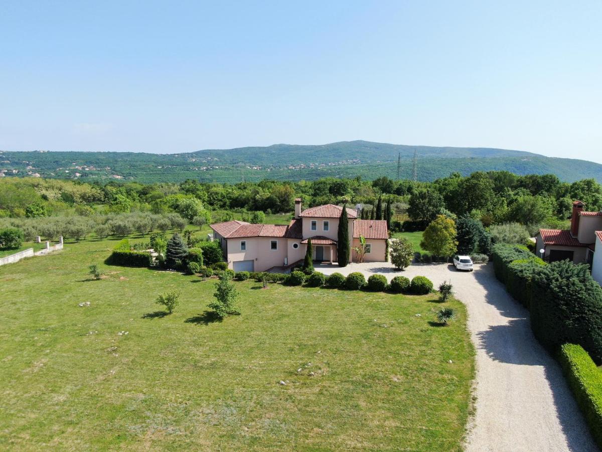 Villa Labin In Zartinj - Luxury Privacy Heated Pool With Auto Cover ภายนอก รูปภาพ