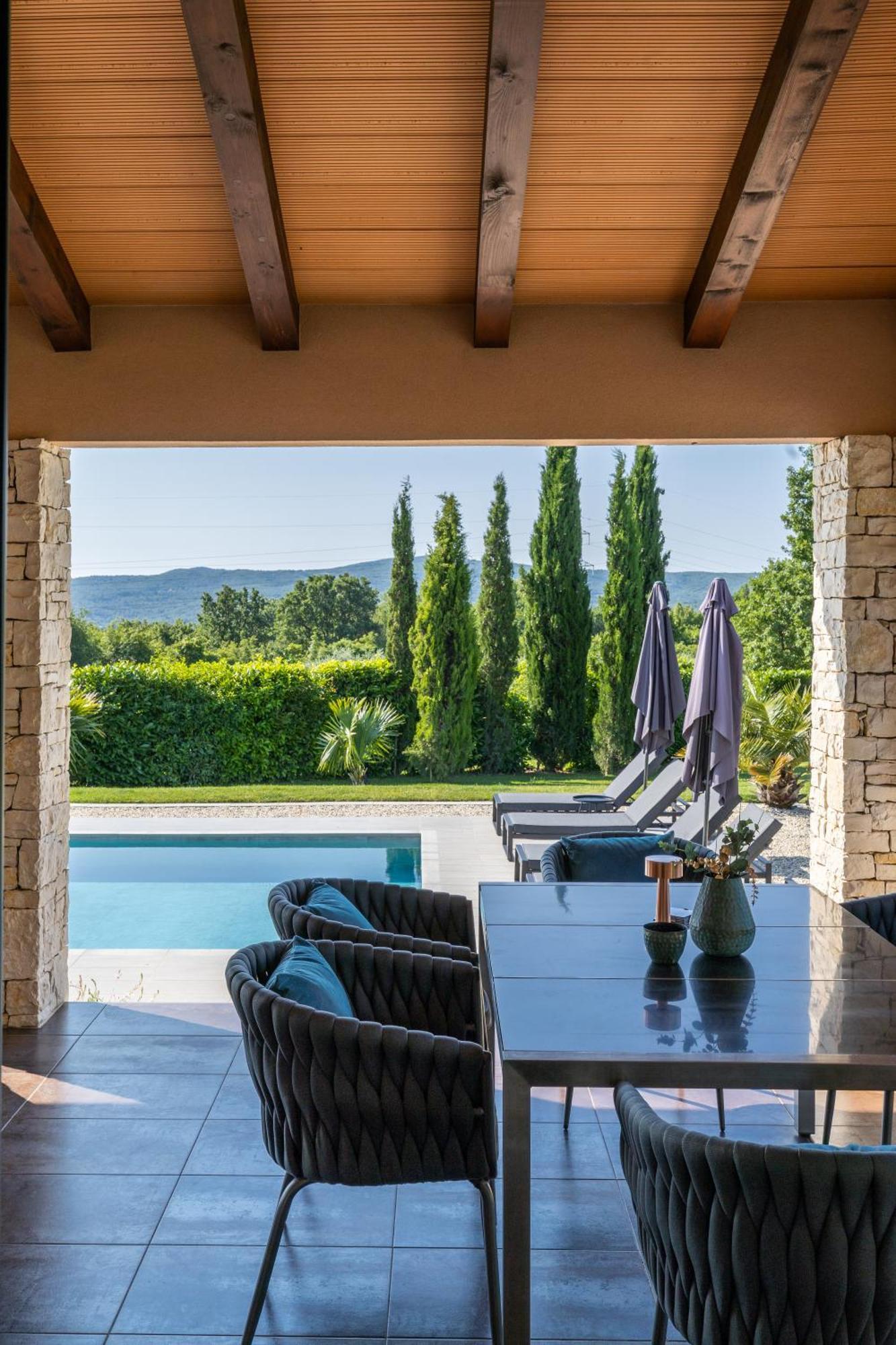 Villa Labin In Zartinj - Luxury Privacy Heated Pool With Auto Cover ภายนอก รูปภาพ